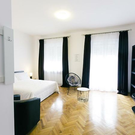 Street View Apartments Sibiu Exterior foto